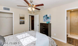 206 E Orchid Ln, Phoenix, AZ 85020 photo 16