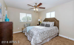 206 E Orchid Ln, Phoenix, AZ 85020 photo 14