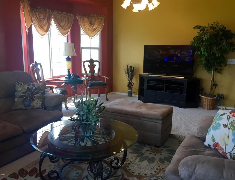2540 E Appleby Rd, Gilbert, AZ 85298 photo 9