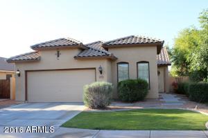 3324 E Ravenswood Dr, Gilbert, AZ 85298 photo 1