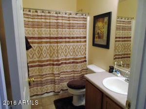 660 S Hazel Ct, Gilbert, AZ 85296 photo 6
