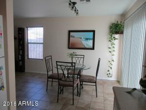 660 S Hazel Ct, Gilbert, AZ 85296 photo 11