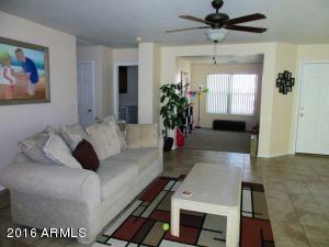660 S Hazel Ct, Gilbert, AZ 85296 photo 5