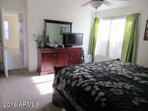 660 S Hazel Ct, Gilbert, AZ 85296 photo 13