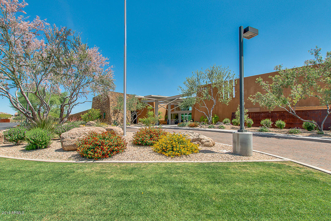 3975 E Cat Balue Dr, Phoenix, AZ 85050 photo 27