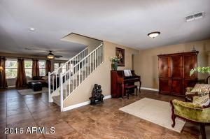 3607 E Santa Fe Ln, Gilbert, AZ 85297 photo 4