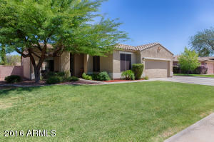 2568 Erie Ct, Gilbert, AZ 85295 photo 3