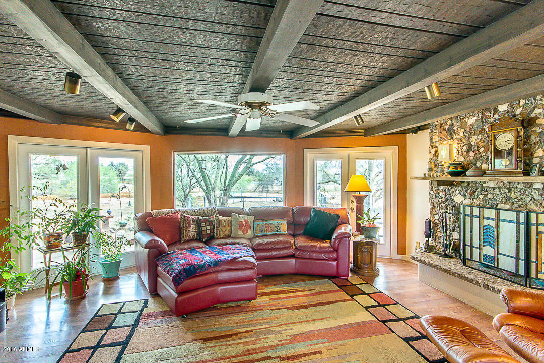 34834 N 3rd Ave, Phoenix, AZ 85086 photo 2