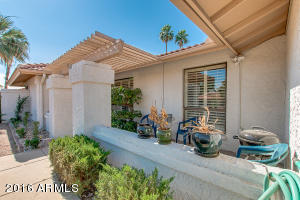 2537 E Sierra St, Phoenix, AZ 85028 photo 2