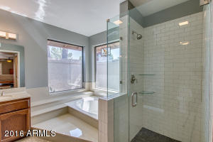 2537 E Sierra St, Phoenix, AZ 85028 photo 9