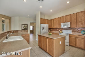4531 E Walnut Rd, Gilbert, AZ 85298 photo 7