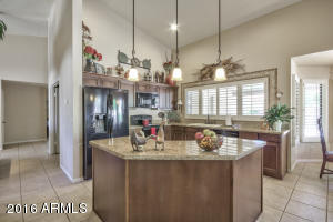 195 E Caroline Ln, Tempe, AZ 85284 photo 9