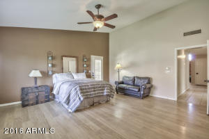 195 E Caroline Ln, Tempe, AZ 85284 photo 23