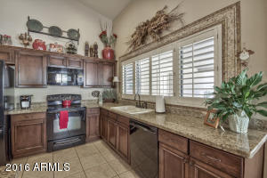 195 E Caroline Ln, Tempe, AZ 85284 photo 12