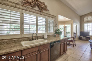 195 E Caroline Ln, Tempe, AZ 85284 photo 13
