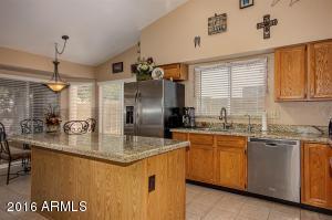 4232 E Towne Ln, Gilbert, AZ 85234 photo 5