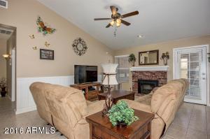 4232 E Towne Ln, Gilbert, AZ 85234 photo 8