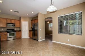 1579 E Cassia Ct, Gilbert, AZ 85298 photo 4