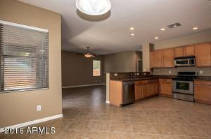 1579 E Cassia Ct, Gilbert, AZ 85298 photo 3