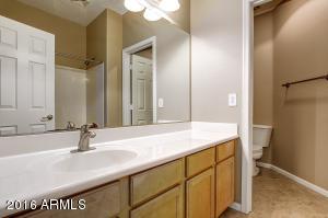 1579 E Cassia Ct, Gilbert, AZ 85298 photo 21
