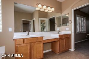 1579 E Cassia Ct, Gilbert, AZ 85298 photo 24