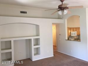 877 E Windsor Dr, Gilbert, AZ 85296 photo 2