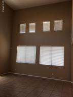 8210 S 23rd Pl, Phoenix, AZ 85042 photo 2