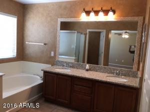 8210 S 23rd Pl, Phoenix, AZ 85042 photo 14