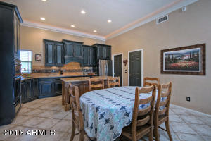 993 S Oak St, Gilbert, AZ 85233 photo 3