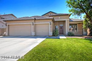 993 S Oak St, Gilbert, AZ 85233 photo 1