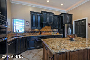 993 S Oak St, Gilbert, AZ 85233 photo 7