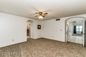 2862 E Laurel St, Mesa, AZ 85213 photo 9