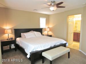 3984 E Cat Balue Dr, Phoenix, AZ 85050 photo 18