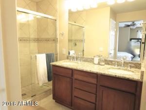 3984 E Cat Balue Dr, Phoenix, AZ 85050 photo 20