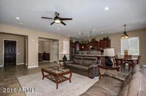 1856 E Azalea Ct, Gilbert, AZ 85298 photo 5