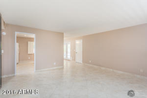 4619 E Cheyenne Dr, Phoenix, AZ 85044 photo 6