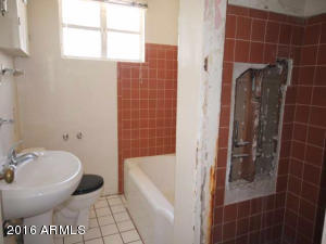 1622 E Catalina Dr, Phoenix, AZ 85016 photo 8