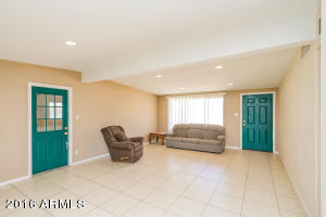 4221 E Sandra Ter, Phoenix, AZ 85032 photo 2