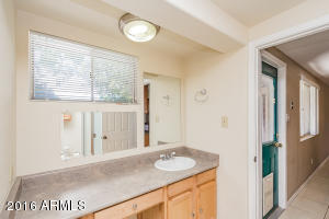 4221 E Sandra Ter, Phoenix, AZ 85032 photo 13