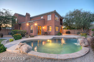 3733 E Robin Ln, Phoenix, AZ 85050 photo 6