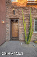 3733 E Robin Ln, Phoenix, AZ 85050 photo 4