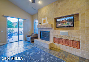 3733 E Robin Ln, Phoenix, AZ 85050 photo 17