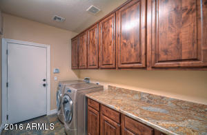 3733 E Robin Ln, Phoenix, AZ 85050 photo 34
