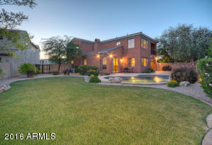 3733 E Robin Ln, Phoenix, AZ 85050 photo 7