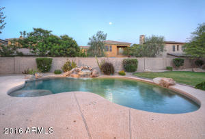 3733 E Robin Ln, Phoenix, AZ 85050 photo 11