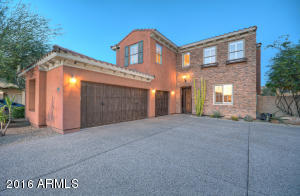 3733 E Robin Ln, Phoenix, AZ 85050 photo 1