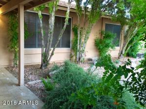 2614 E Michelle Dr, Phoenix, AZ 85032 photo 2
