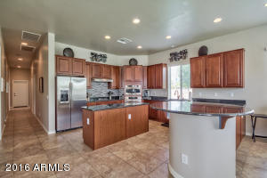 566 E Ginko Ct, Gilbert, AZ 85297 photo 6