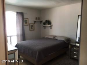 2816 E Laurel Ln, Phoenix, AZ 85028 photo 17