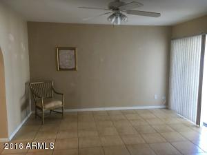 2816 E Laurel Ln, Phoenix, AZ 85028 photo 11